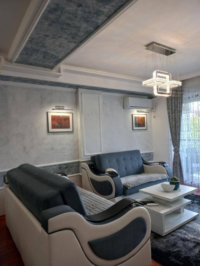 Twins Apartments Čačak Esterno foto