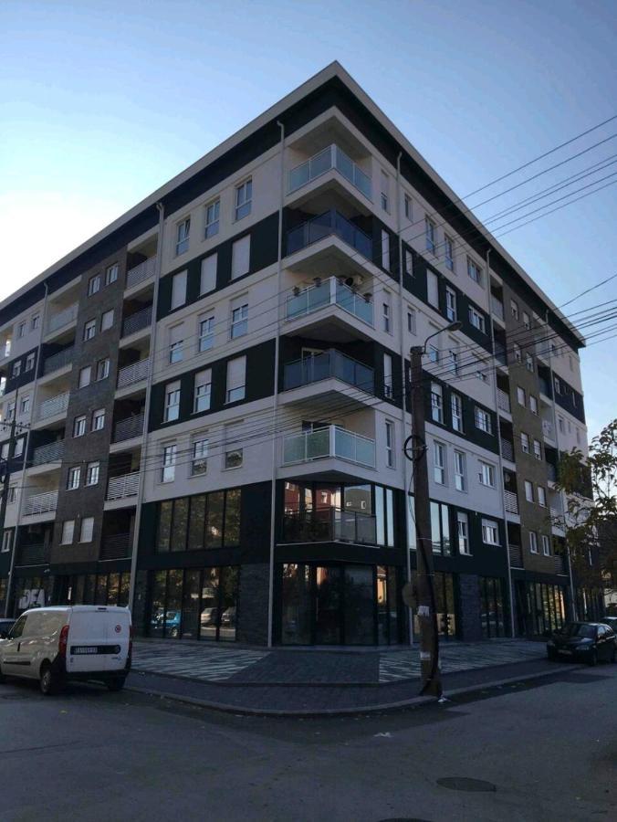 Twins Apartments Čačak Esterno foto